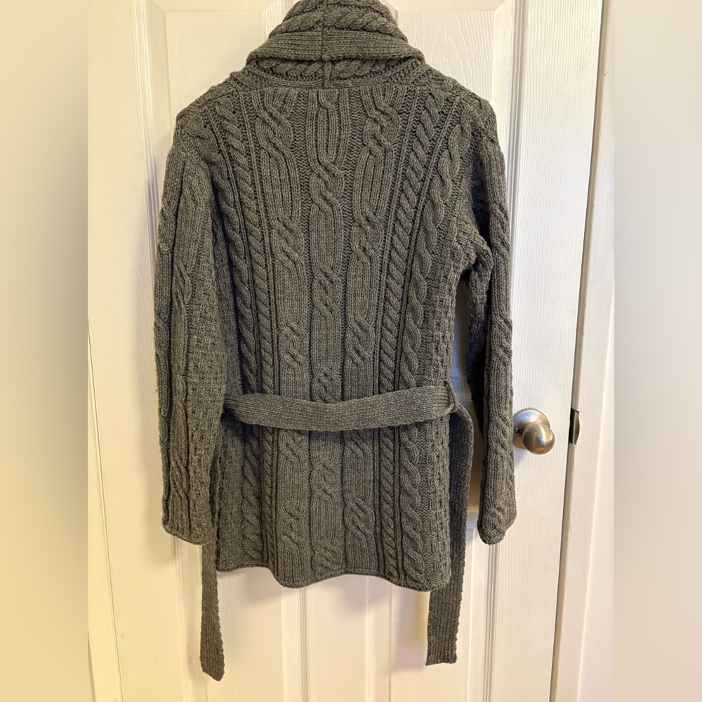 Carraigdonn Irish Wool Cardigan - Picture 4 of 6